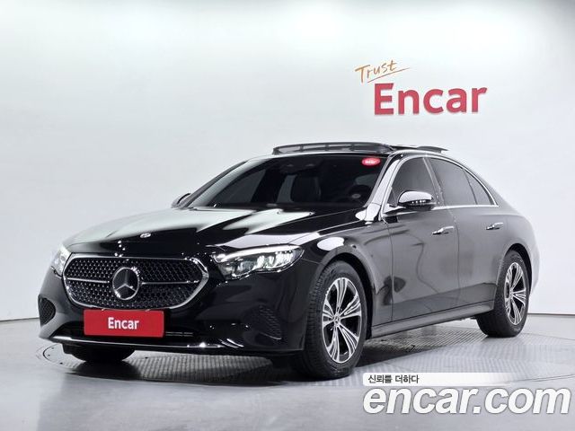 Mercedes-Benz E-Class 2025