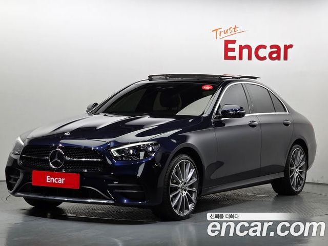 Mercedes-Benz E-Class 2022