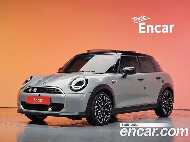MINI Cooper 2025