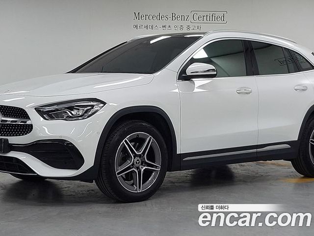 Mercedes-Benz GLA 2023