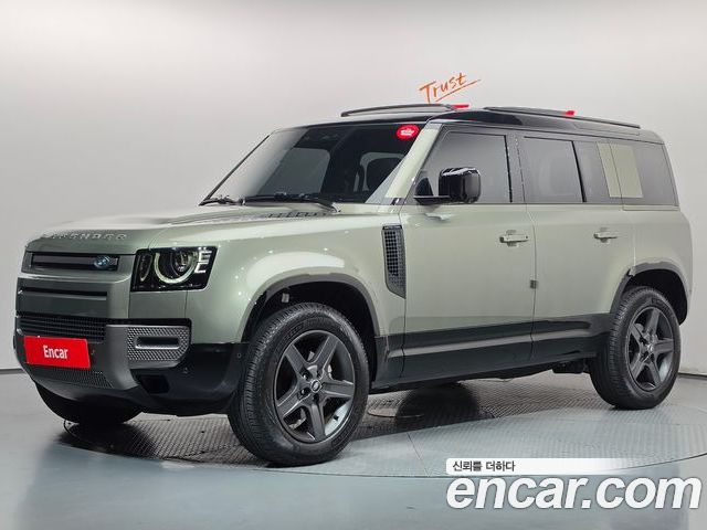 Land Rover Defender 2025