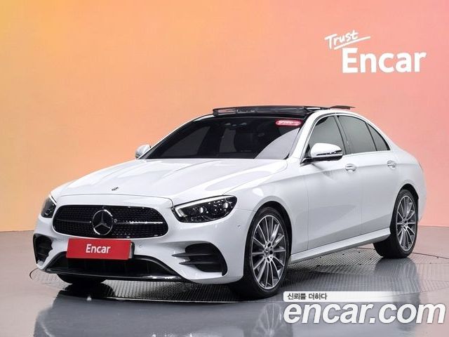 Mercedes-Benz E-Class 2022