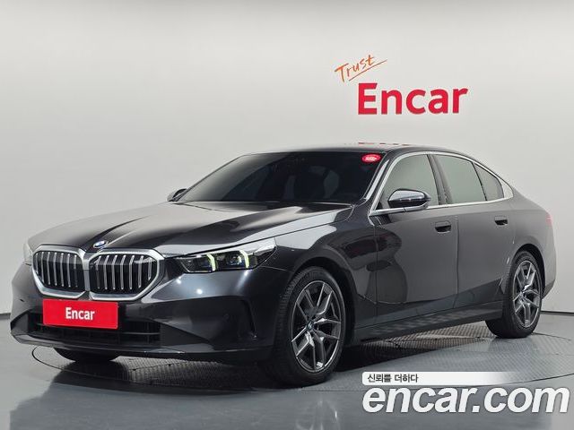 BMW 5 Series 2024