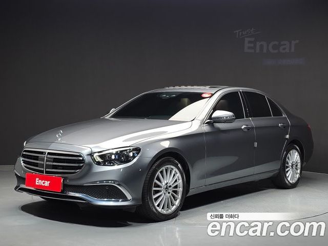 Mercedes-Benz E-Class 2022