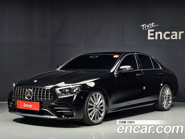 Mercedes-Benz E-Class 2022