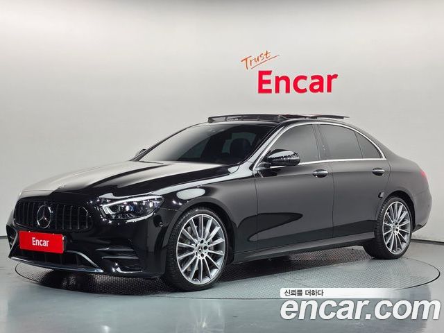 Mercedes-Benz E-Class 2022
