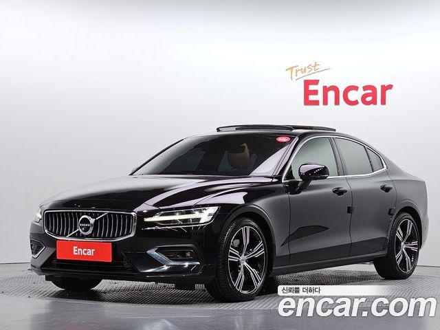 Volvo S60 2022