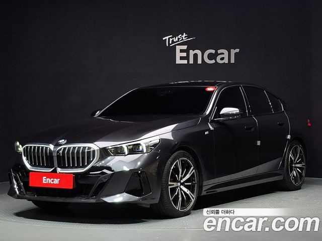 BMW 5 Series 2025