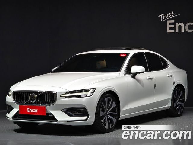 Volvo S60 2024