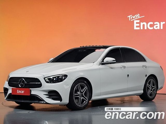 Mercedes-Benz E-Class 2023