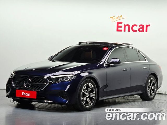 Mercedes-Benz E-Class 2024