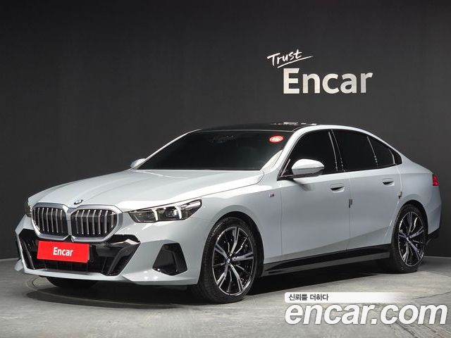 BMW 5 Series 2024