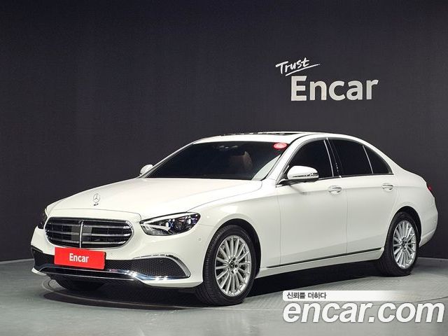 Mercedes-Benz E-Class 2022