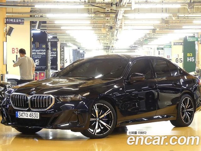 BMW 5 Series 2024