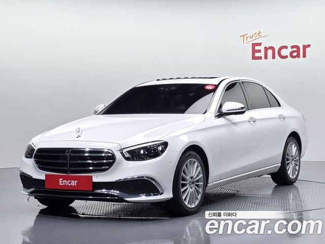 Mercedes-Benz E-Class 2022