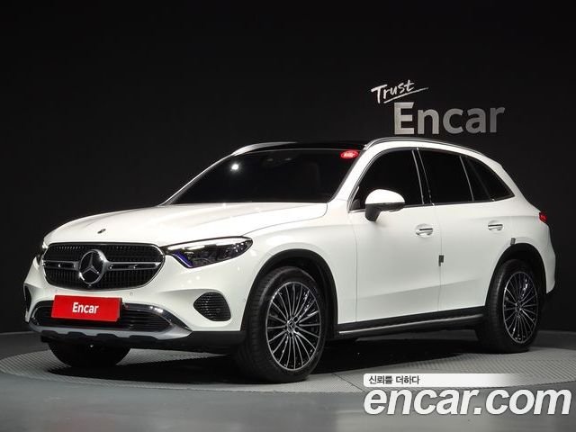 Mercedes-Benz GLC 2025