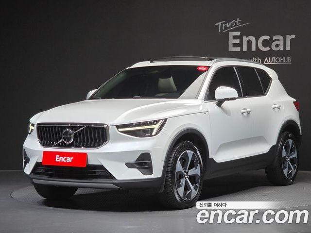 Volvo XC40 2024