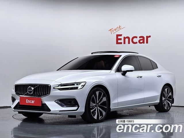 Volvo S60 2024