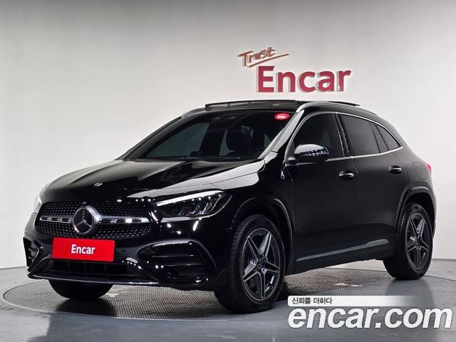 Mercedes-Benz GLA 2024