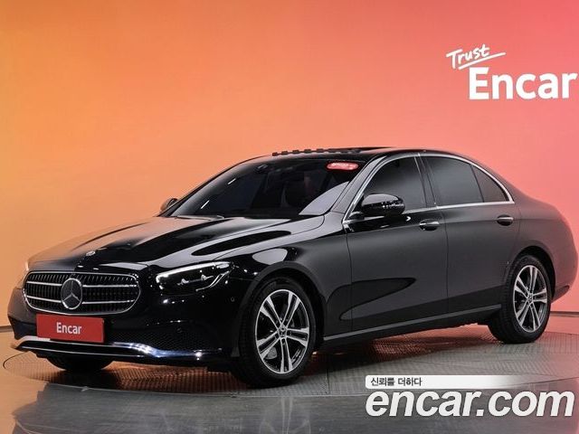 Mercedes-Benz E-Class 2023