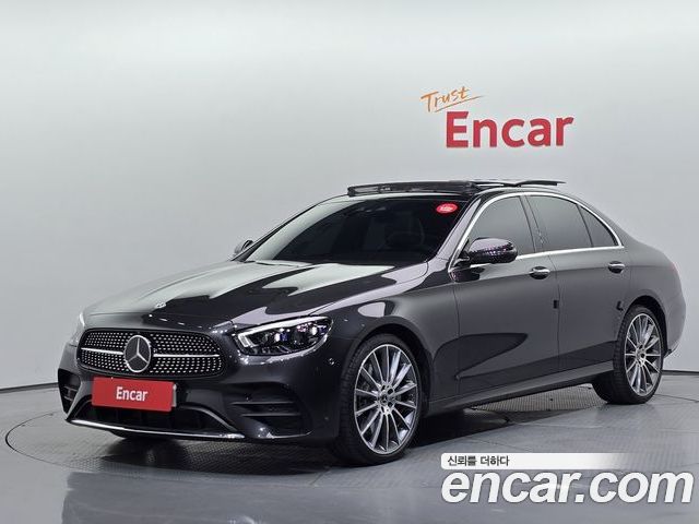 Mercedes-Benz E-Class 2022
