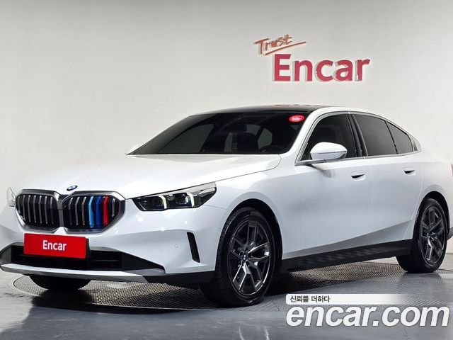 BMW 5 Series 2024