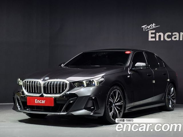 BMW 5 Series 2025