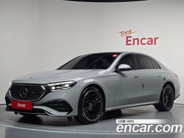 Mercedes-Benz E-Class 2024