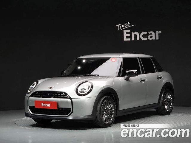 MINI Cooper 2025