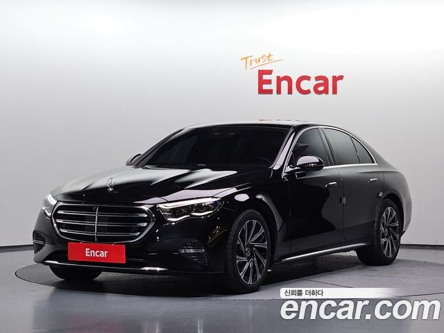 Mercedes-Benz E-Class 2025