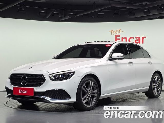 Mercedes-Benz E-Class 2022