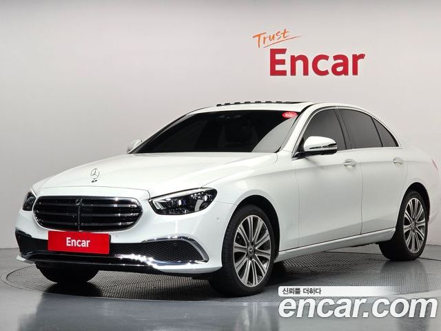 Mercedes-Benz E-Class 2023