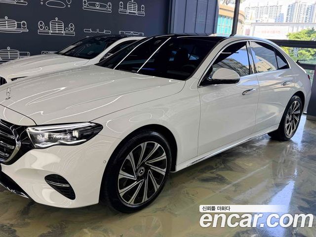 Mercedes-Benz E-Class 2025