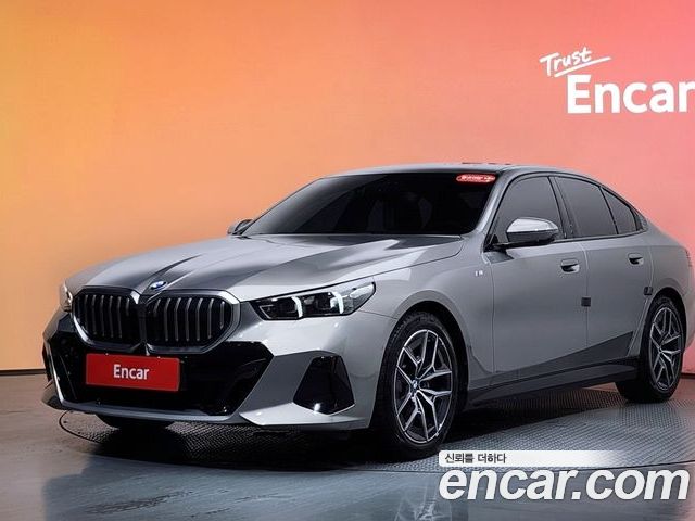 BMW 5 Series 2025