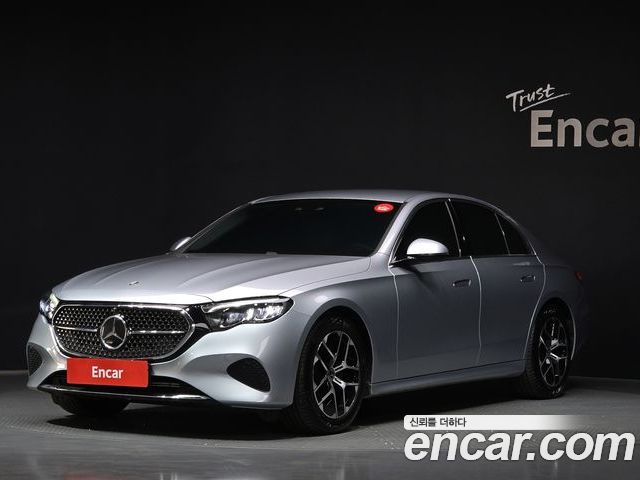 Mercedes-Benz E-Class 2025