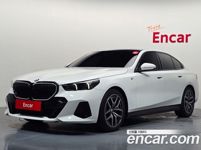 BMW 5 Series 2025