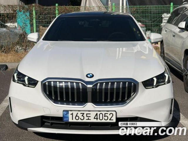 BMW 5 Series 2024