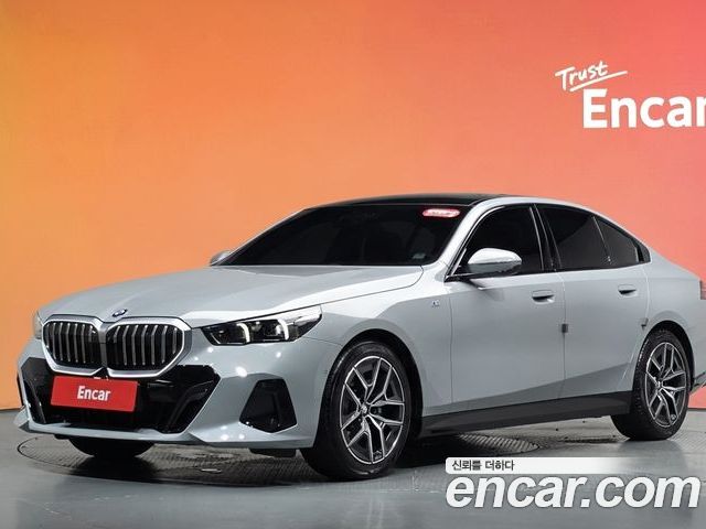 BMW 5 Series 2024