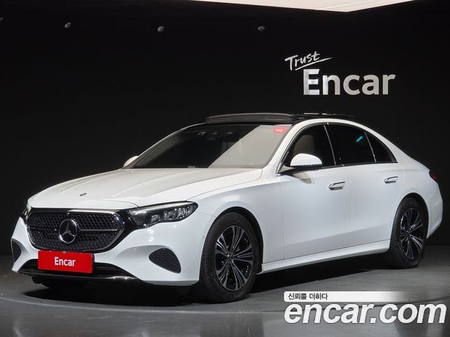 Mercedes-Benz E-Class 2025