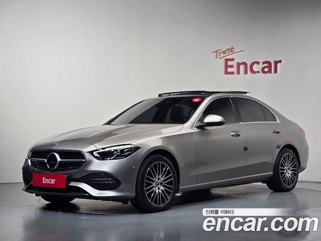 Mercedes-Benz C-Class 2022