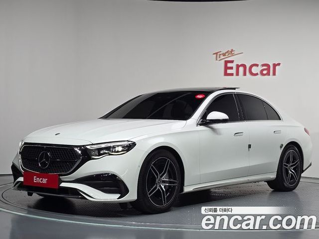 Mercedes-Benz E-Class 2024