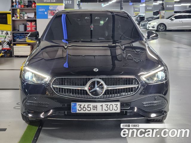 Mercedes-Benz C-Class 2026