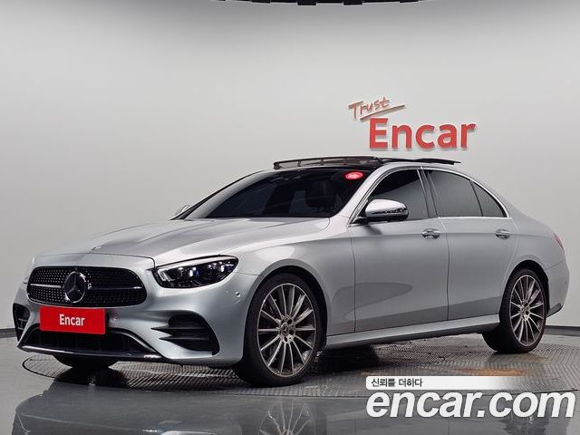 Mercedes-Benz E-Class 2022