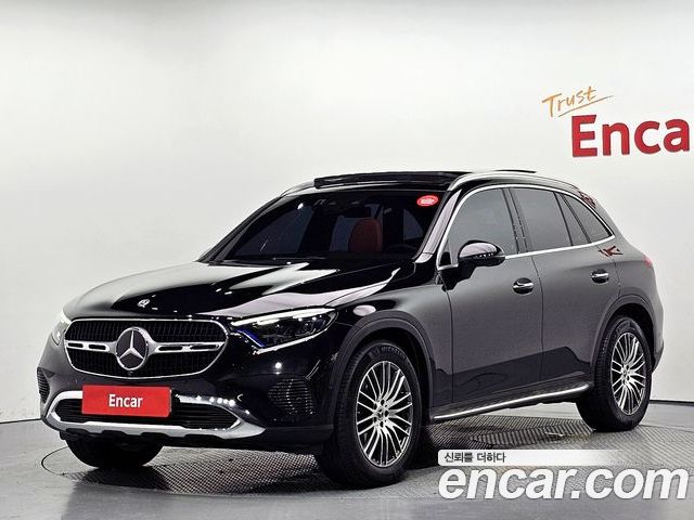 Mercedes-Benz GLC 2025