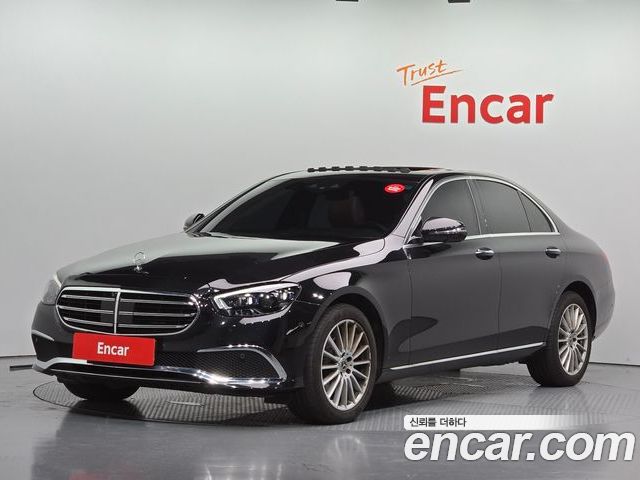 Mercedes-Benz E-Class 2023