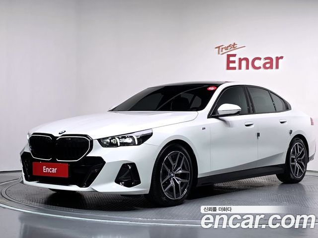BMW 5 Series 2024