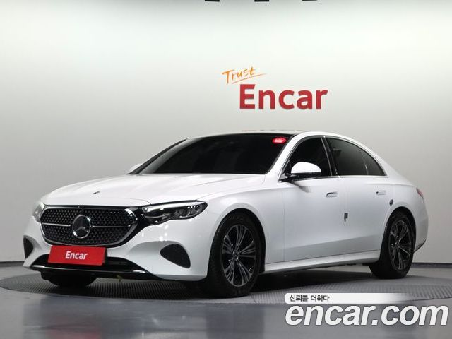 Mercedes-Benz E-Class 2024