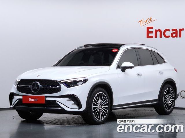 Mercedes-Benz GLC 2023