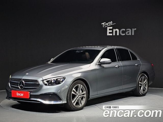 Mercedes-Benz E-Class 2022