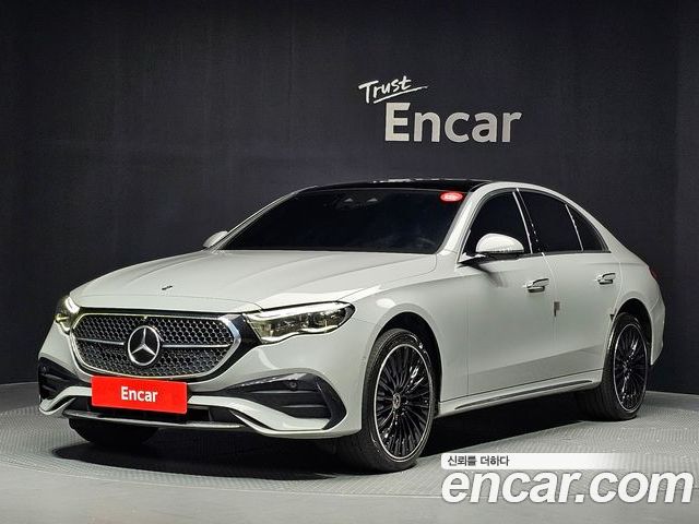 Mercedes-Benz E-Class 2024